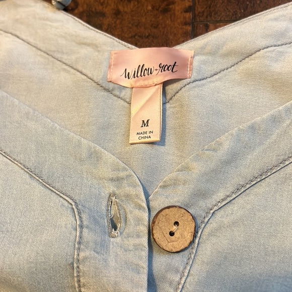 Button Down Tank Top - Picture 5 of 9